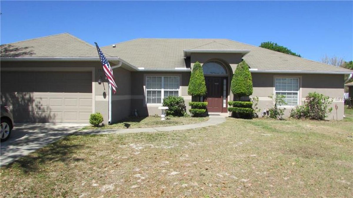 JonathanC21CFL's tweet photo. You've got to see this beautiful home! Message me for details or a showing! #homesforsal... https://t.co/b0FI1Hki2Z https://t.co/wfxtkMAM1J
