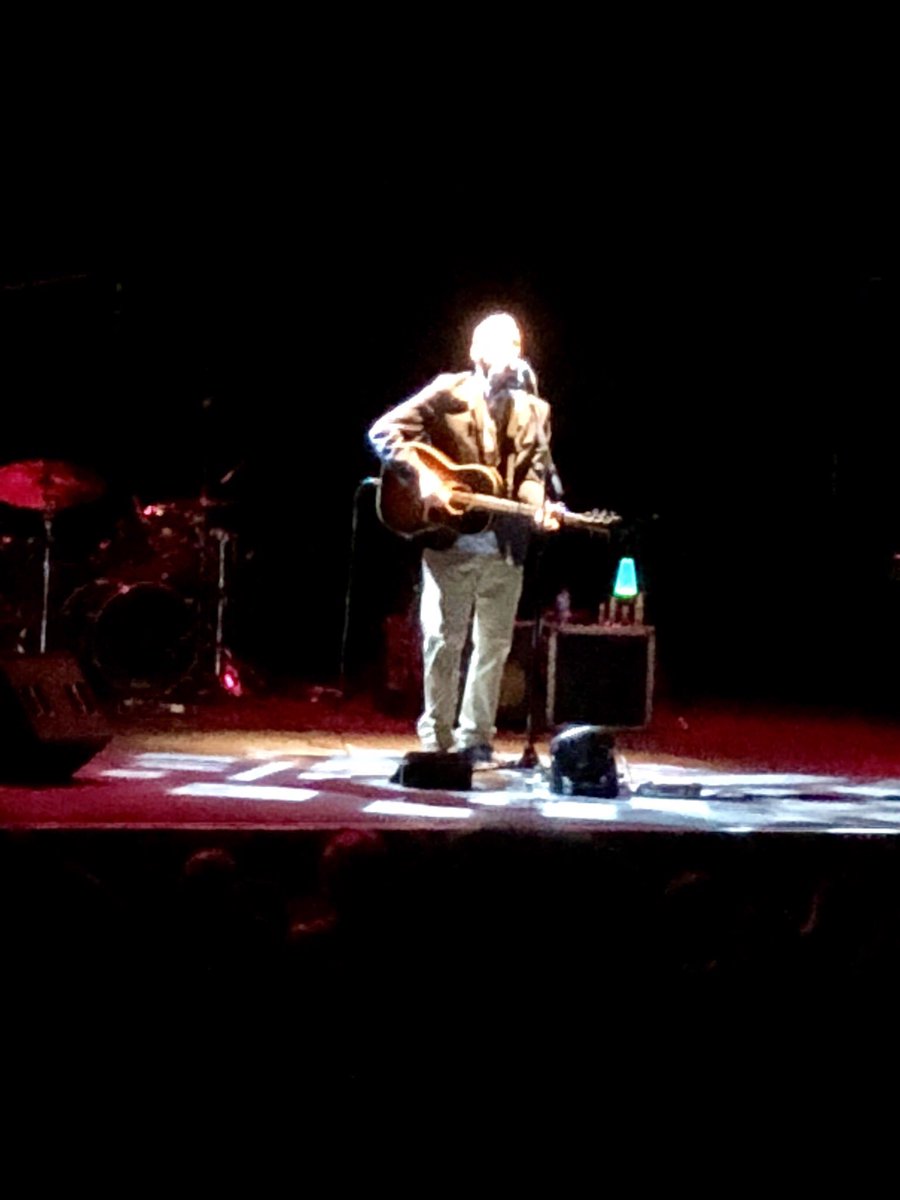 mtpepke's tweet photo. At John Hiatt. Awesome concert. 
@PabstTheater #johnhiatt https://t.co/v74417K7zX