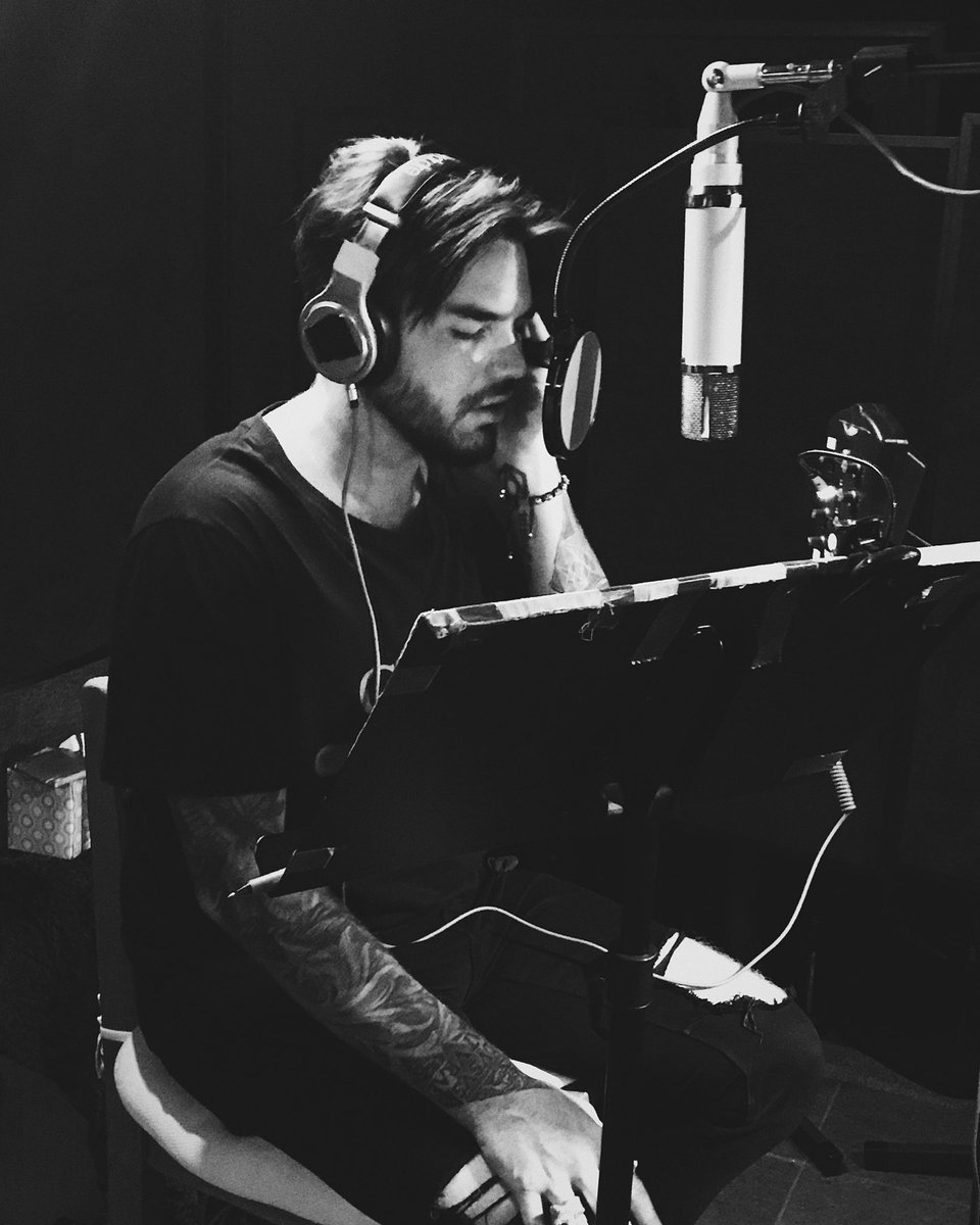 🎵