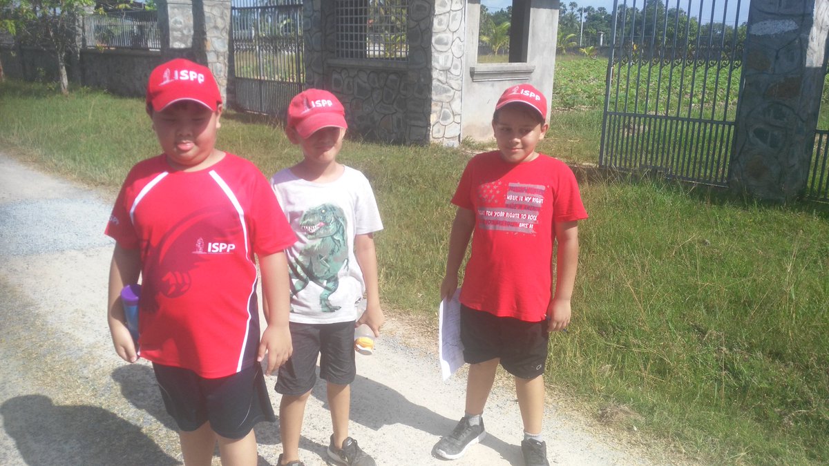 simontempletonz's tweet photo. Orienteering on camp quickly ends up being I am lost. Don't give up. @ISPPCambodia @paulabaxter67 @PE8574 #lost #don'trelyonmetosaveu #helpstoturnmaprightwayaround #willnotgiveup #nextclue https://t.co/dMcTdim8zR
