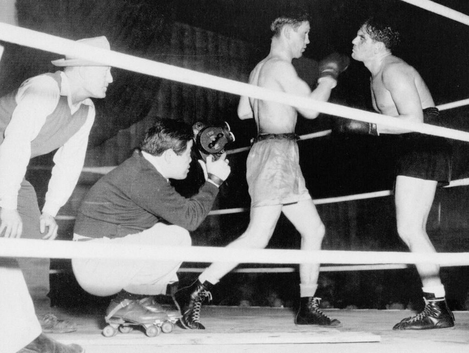 mocanyc's tweet photo. Happy Birthday to Cinematographer James Wong Howe, ASC!! He was born in 1899 and the first minority to be invited into the American Society of Cinematographers. Have you seen his 1947 film "Body and Soul"? He shot the boxing sequences handheld and on roller skates! #filmmaking https://t.co/FxaE3sbtFl