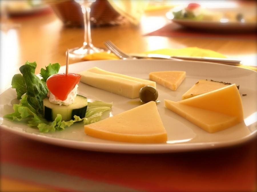 chaseTHEdonkey's tweet photo. Eat, drink and be merry in Zagreb! https://t.co/mSkB7I9oen #Croatia #Zagreb #CroatiaTravelGuide https://t.co/BmILP1fUyv