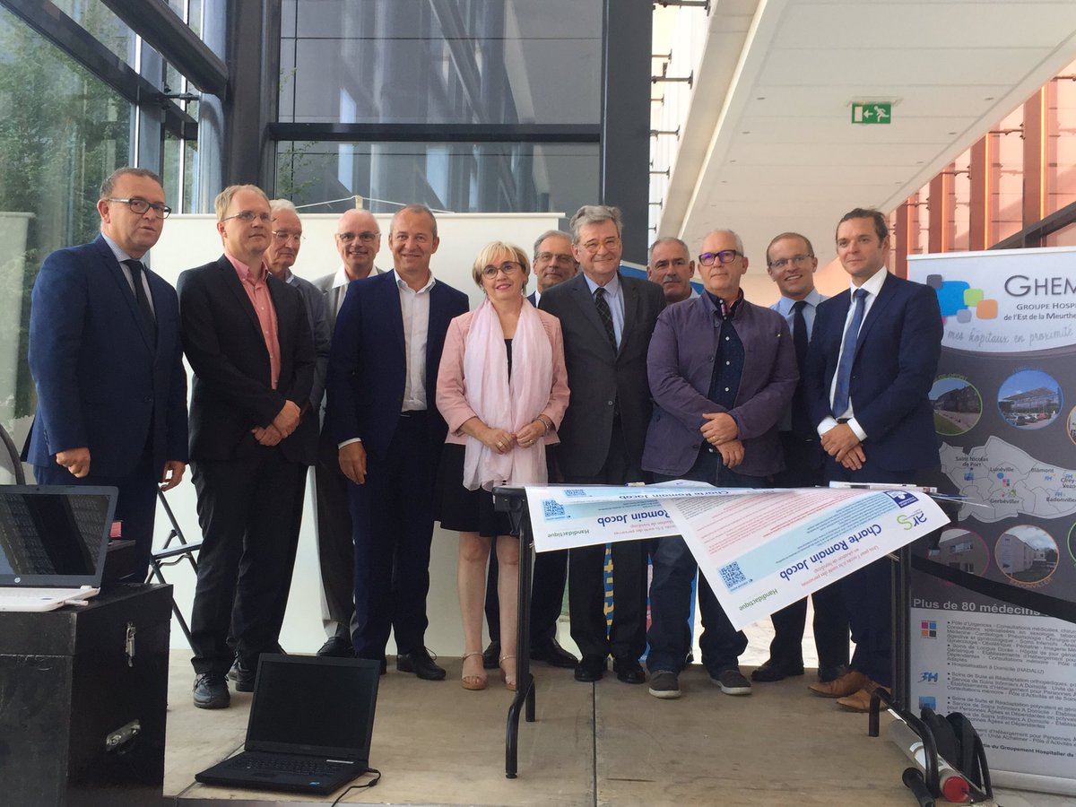 DavidPiney's tweet photo. Engagement des établissements du #GHEMM pour améliorer les parcours de vie des patients vivant avec un handicap :
Signature de la charte Romain JACOB au CH #Lunéville avec @handidactique
Une mobilisation permanente des hospitaliers pour une société accueillante et bienveillante! https://t.co/xr9wGESjn2