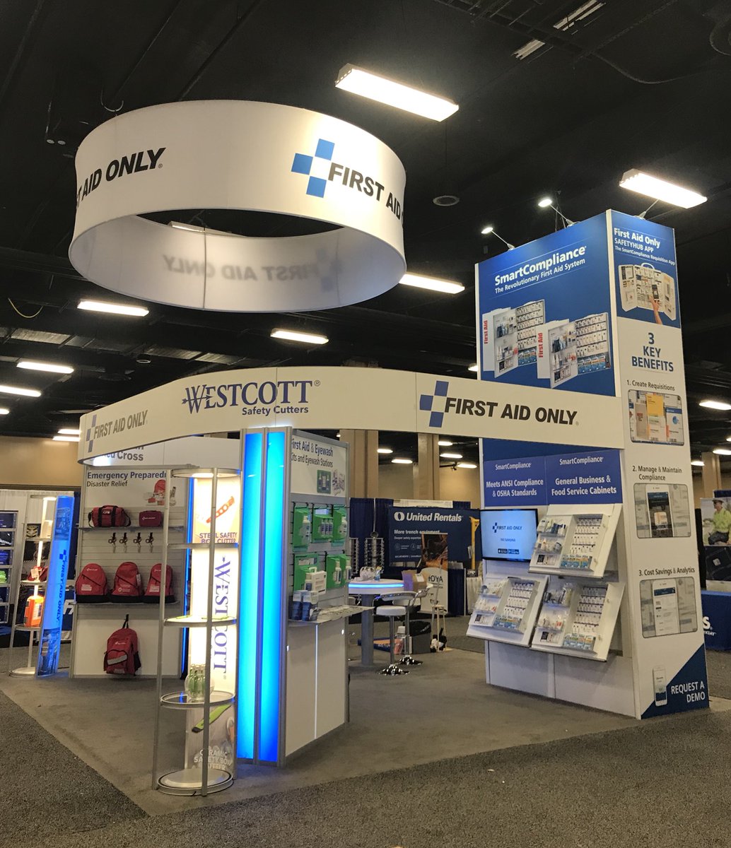 Shout out to my friends <a href="/FirstAidOnly/">First Aid Only</a> you can see them in booth 263 <a href="/VPPPA/">VPPPA</a> to learn more about their #SmartCompliance First Aid Cabinets &amp; the SafetyHub App! #VPPPA2018 <a href="/CDSdisplays/">CDS Displays</a> have a great show