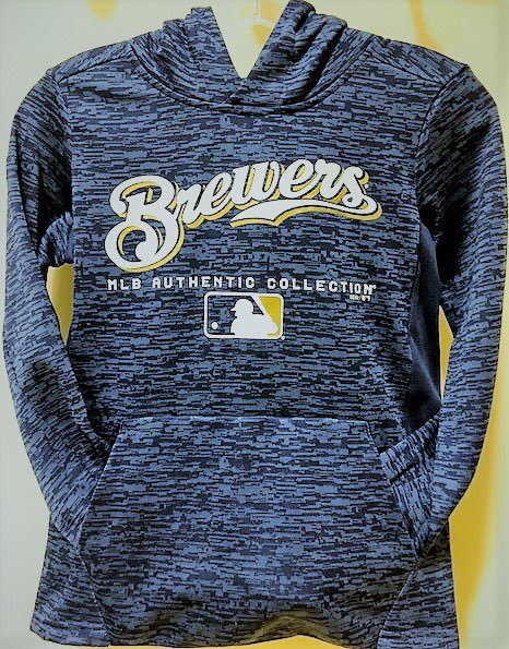 Brewers's tweet photo. RETWEET for your chance to win new #Brewers back-to-school gear for your kid! 

Details: https://t.co/MbbDFoHxZq

Rules: https://t.co/wQ4Sny65qv https://t.co/O0neApTpEz