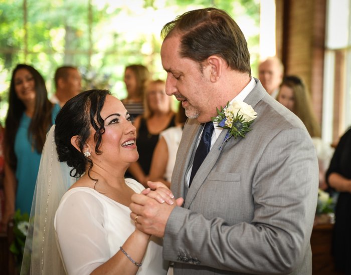 VisitGraceland's tweet photo. Julie and Marc met at #ElvisWeek 2015 - and three years later, they were the first couple married at #Graceland's new Chapel in the Woods! Get to know the couple and learn more about their special "blue suede" ceremony: https://t.co/2Kfq8OnJdf https://t.co/b2nAY3e2TA