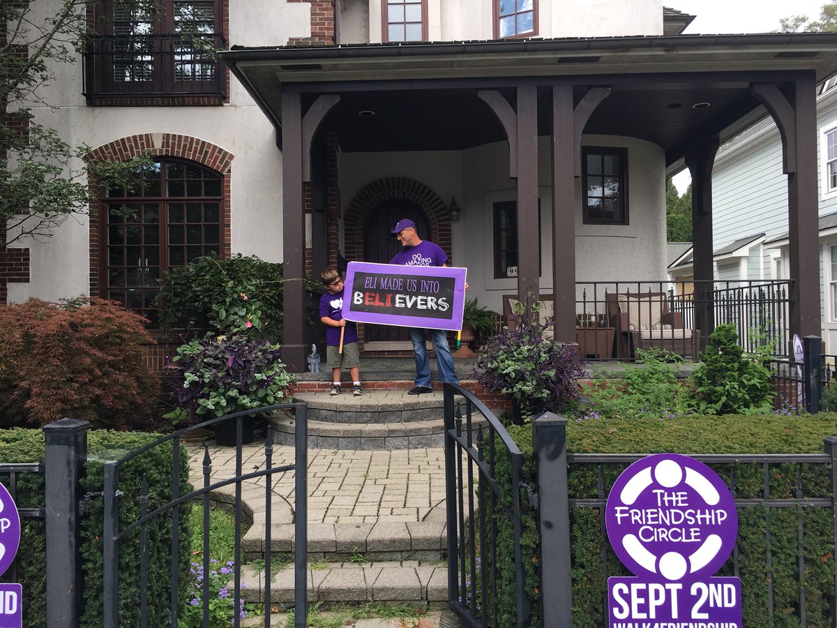 Amy Lange tweet media