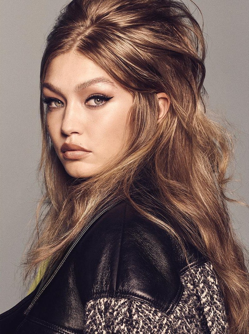 Gigi hadid for Vogue Brasil September 2018 issue. Photographed by