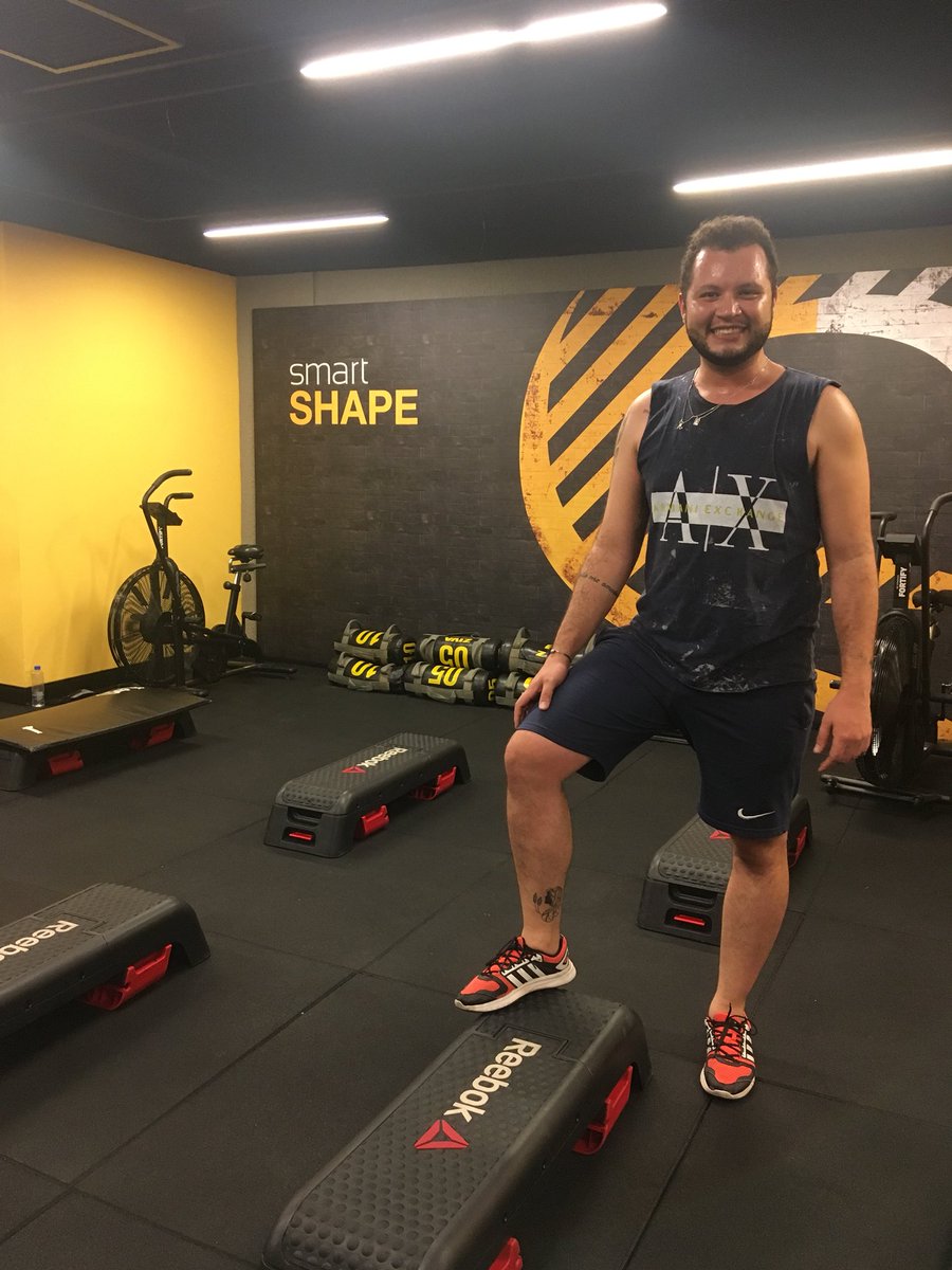 moreira_leoni's tweet photo. Circuito Hard Smart Shape 💪🏼 ✌️#Academia #vaigordinho #perderpeso #forcadevontade #Fit #Fitnes #Foco #Emagrece #EntraEmForma #adidas #Determinação #dedicação #Dieta #aerobico #Projetosaude #trincar #treino #malhacao #desafio90dias https://t.co/OAn9qg6w1m