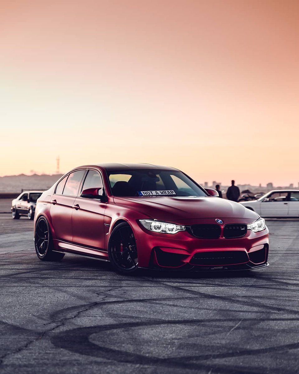 BMWMex's tweet photo. Cierra este #MartesM con el deslumbrante diseño de #BMWM https://t.co/FfbOrAjKmH