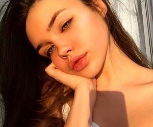 Selfcarehacks5's tweet photo. NO MAKEUP APPRECIATION 🔥 https://t.co/Bg1hCwoZjp