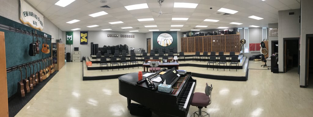 newhavenhibbert's tweet photo. Letβs get this school year started! Rooms are done, now all I need Re the students. #NHALLIN #Rocket_Learning #Rocket_Pride https://t.co/PNKpkiYFdM