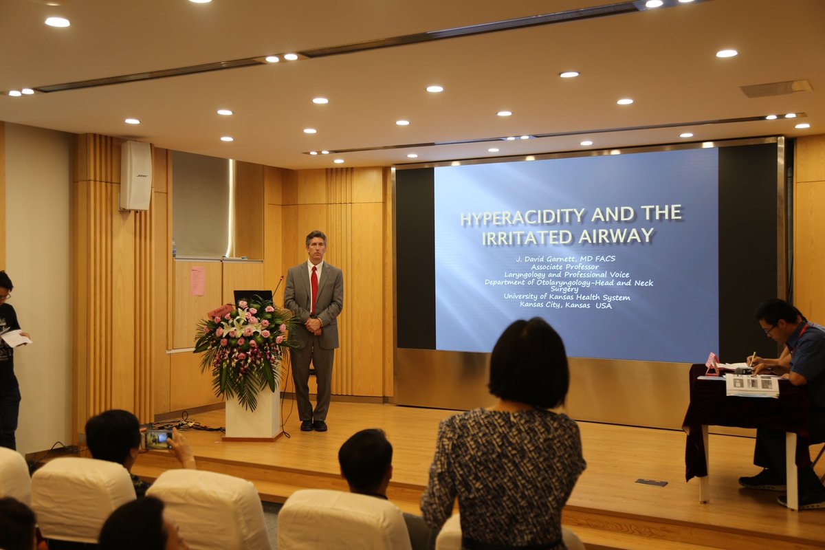 KU_ENT's tweet image. Our experts travel the🌏to share best practices. Dave Garnett, MD recently presented @ the Yellow River Intl Gastro-Airway Reflux Disease Conference in Zhengzhou, China. Key takeaway: #hyperacidity irritates the #airway. Acidic beverages like #pop #soda can be contributing factor