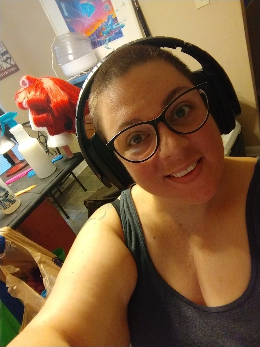PhoenixNymphy's tweet photo. Time to work on more #dragonconprep #wigstyling #makeuptests #cosplay @GirlStreamers https://t.co/3KZ7Ztb9KA https://t.co/EHyoo3NKTa