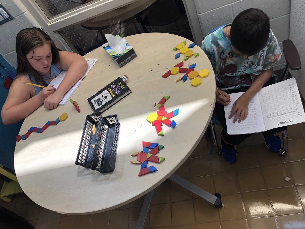 A_M_Summers's tweet photo. Build and write with pattern blocks. This was so simple yet so fun! They were all so different! #individuallycreative #acpsELA @RedHillTweets https://t.co/6PYijWRaVi