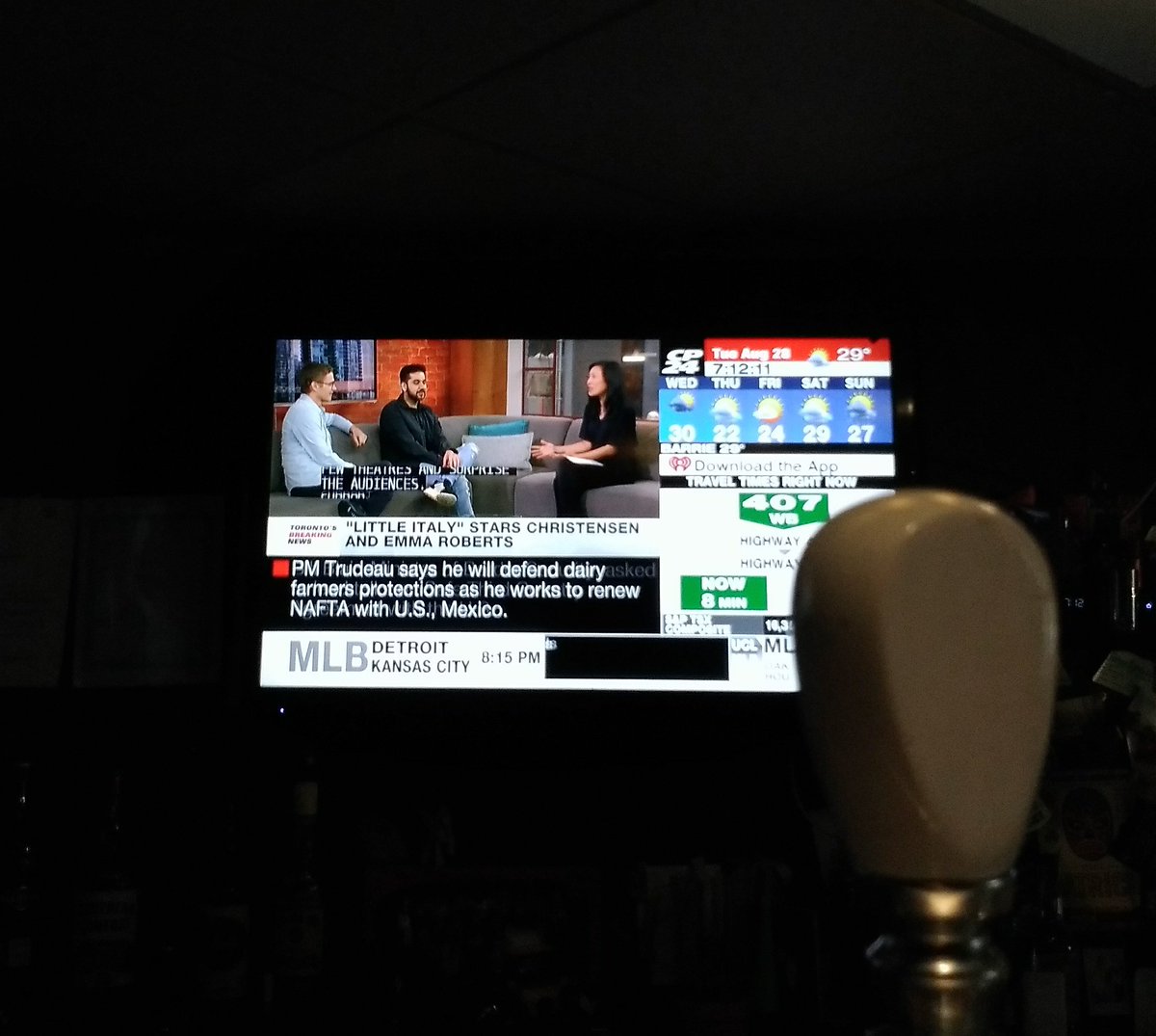 DickKilljoy's tweet photo. Look up and who do I see on the tv? Hayden Christensen, the man himself #LittleItalian 🍕 https://t.co/6Fzinm4vAF