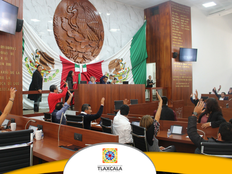 Se aprobó dictamen por el que se declara al saltillo y/o sarape, y demás actividades artesanales textiles del municipio de #Contla de Juan Cuamatzi, Patrimonio Cultural e Inmaterial del Estado. Más info: bit.ly/2LAAHjJ