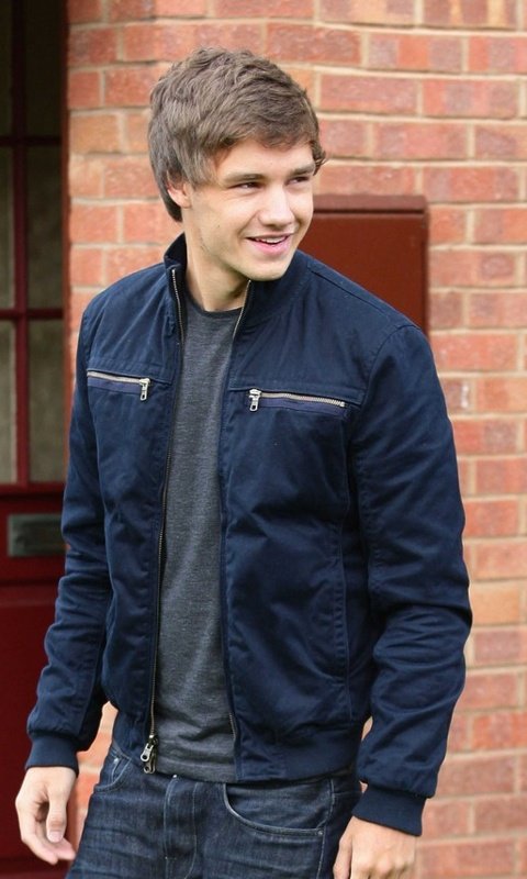 Filipa1D4ever's tweet photo. HAPPY BIRTHDAY LIAM!!!! OMGGGG 25!! 
(Today is my birthday😂😂💗) https://t.co/HvZ01h9zUz