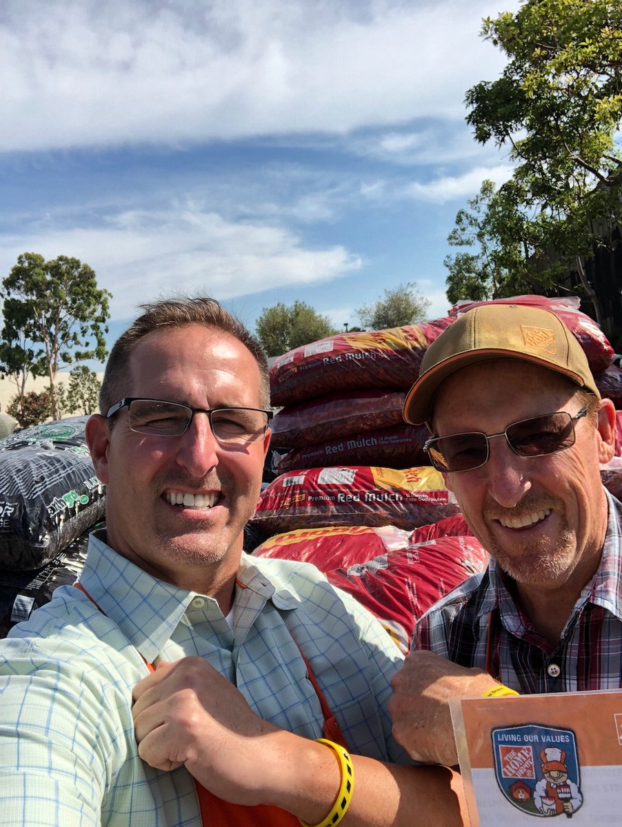 Shout Out to Mike in Garden for driving Customer Service throughout the store as well as driving the ABC on a daily basis. Thank You for all you do! #ServiceShowdown #AlwayBeClosing @DesireThorpe #WDsafetyismychoice