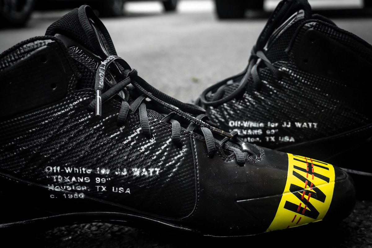 MarvinBaroota's tweet photo. Off-White X @JJWatt https://t.co/9mrGqXQJvo