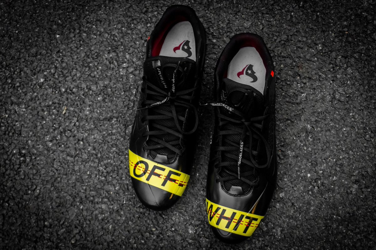 MarvinBaroota's tweet photo. Off-White X @JJWatt https://t.co/9mrGqXQJvo