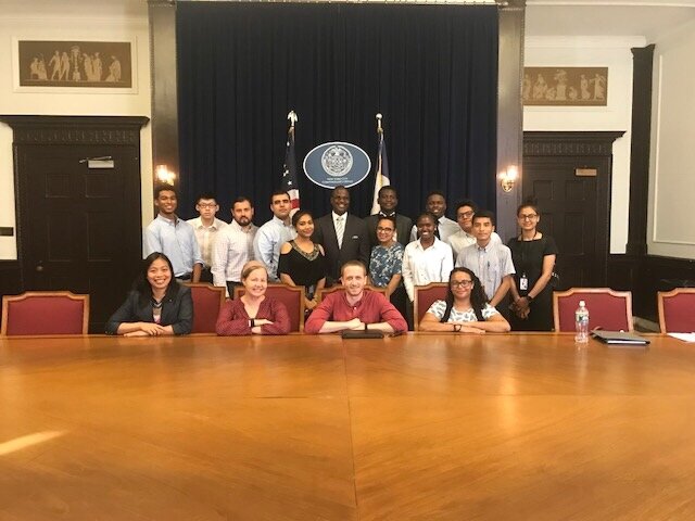 LaGuardiaCC's tweet photo. We were fortunate to visit @NYCComptroller 's office today and learn from the fascinating experience of Deputy Comptroller for Public Affairs Michael Lambert. Thank you! https://t.co/DNlCaXbIdb