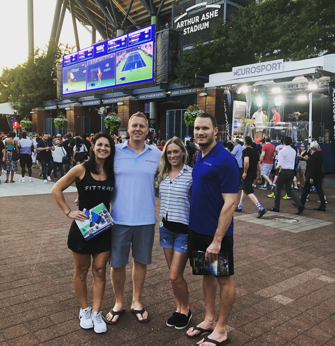 ChrisHummel's tweet photo. Here we go, US OPEN Tennis Championship 2018! Who you cheering for? #

#fitteam #usopen #tennis #championship https://t.co/W2hsOuN9JB