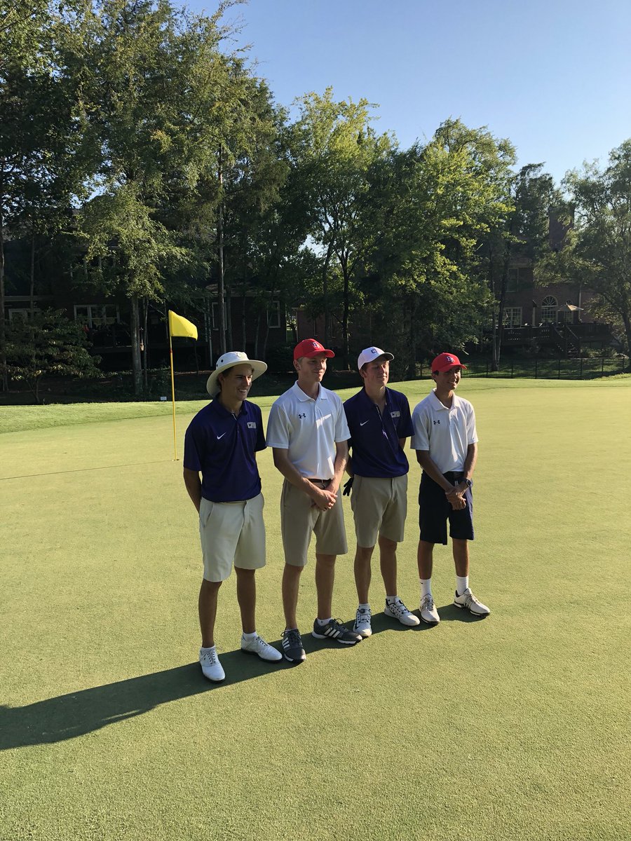 BAGolfSquad's tweet photo. Match play vs a tough CPA team...eagles win 3.5 to 2.5 #goeagles #fairwaysANDgreens https://t.co/lBEil5bFyC