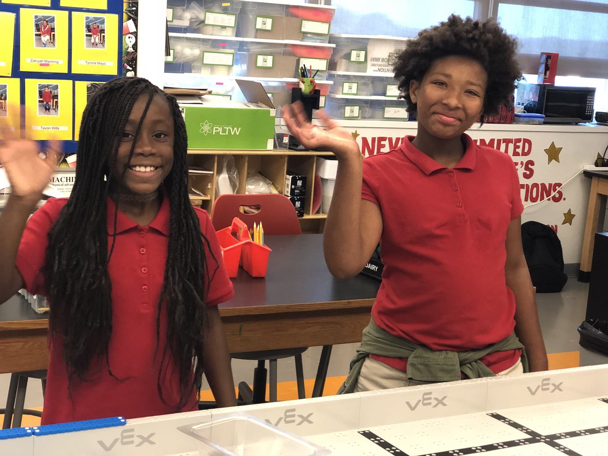 HutchinsSTEMDC's tweet image. SparkleBots will be joining the DC League for the VEX IQ Next Level 2018-2019 Competition Season!! @HendleyES @UPOinDC Building STEM Programs is what we do!#HendleyESTEMLab #WashingtonHighlands #UnitedPlanningOrganization