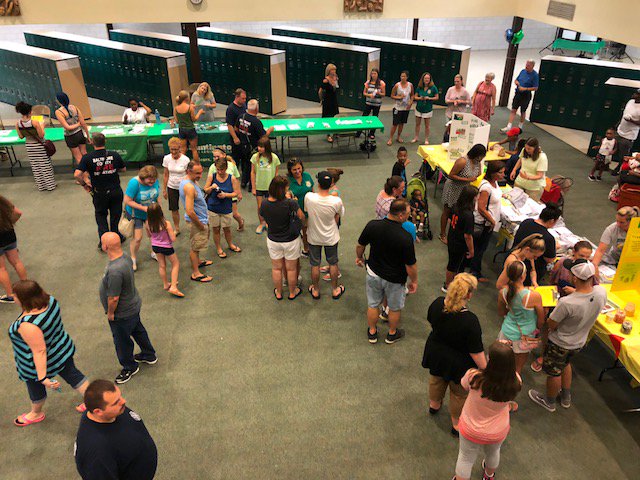 The 1st Annual <a href="/PGMSinBCPS/">Pine Grove Middle</a> was a hit! There will definitely be a 2nd. Thanks teachers, students, parents, and community for the support! <a href="/S_Mustipher/">Sam Mustipher</a> @CbyersChristina <a href="/BaltCoPS/">Baltimore County Public Schools</a>