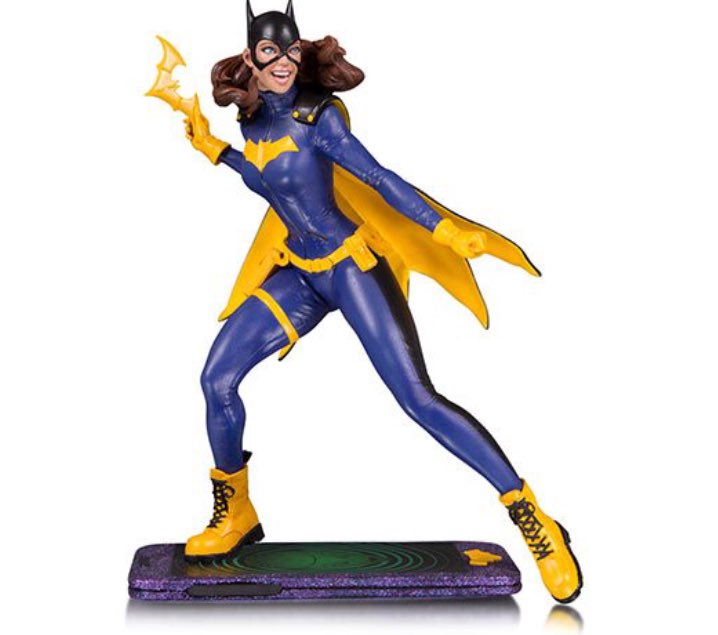 HistoftheBatman's tweet photo. Have you seen these STUNNING #DCCore statues from DC Collectibles? 😍 @EntEarth chatted with designer Jim Fletcher about how this new collectibles line came to be! Check it out and pre-order these today!! https://t.co/p087FEgEfT #Batman #Batgirl #Joker #WonderWoman #icollectatee https://t.co/Rnp19YXBYh