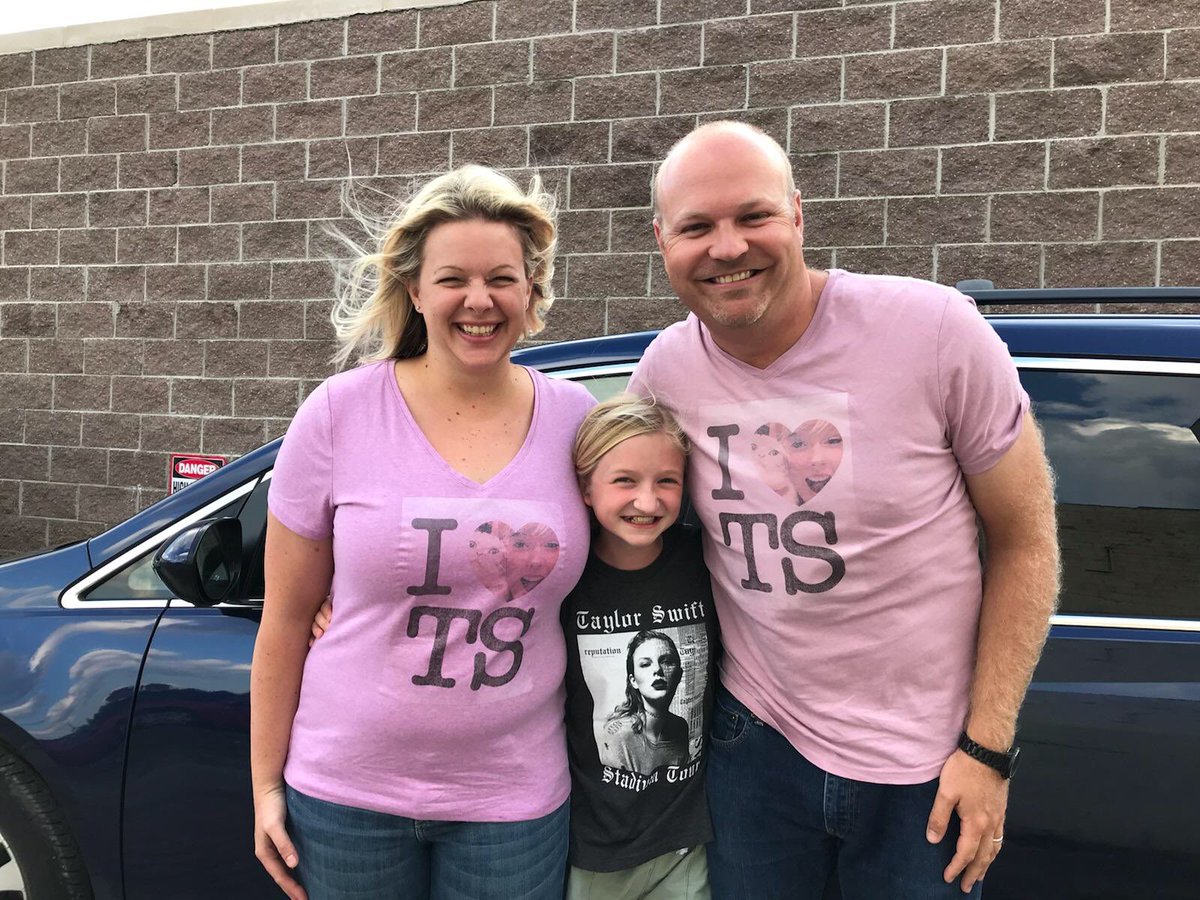 rockpolocoach's tweet photo. SO excited for tonight! #TaylorSwift #repTourDetroit https://t.co/NRa8fM9MYV