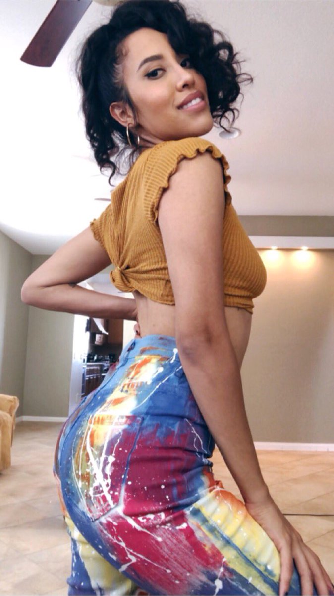 Jayactwrite's tweet image. Show me your true colors 🎨