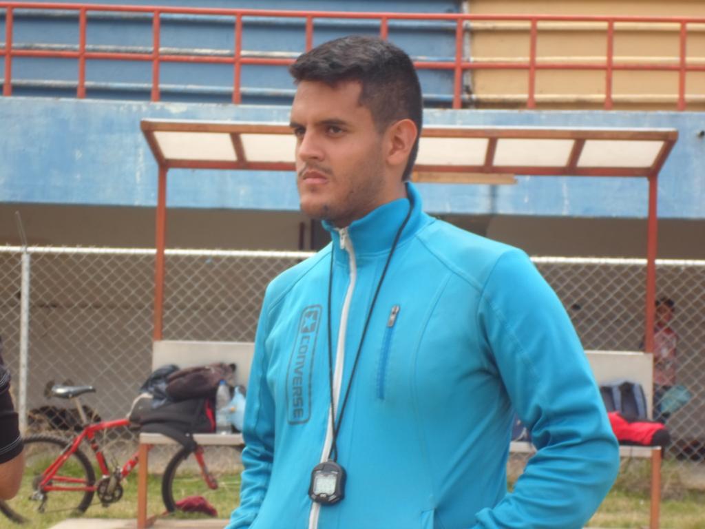 AtleticMerida's tweet photo. #Galeria || Alexander Acosta y Orlando Santiago son los encargados de comandar los trabajos de nuestro equipo. #VamosAtletico ⚽🏃 https://t.co/a2GyHVrXN0