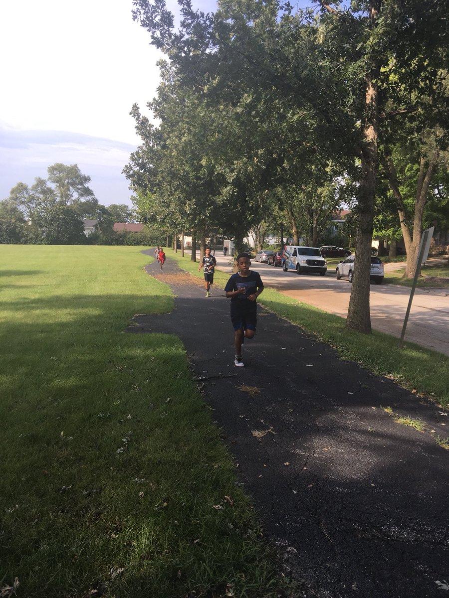 Mrs. Surdyk tweet media