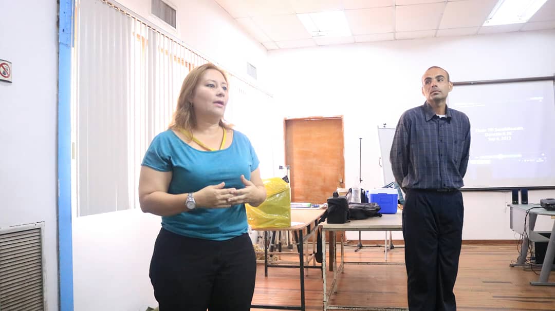 thearTEAproject's tweet photo. Los Talleres de Sensibilización han permitido la unificación de la comunidad tanto de padres de jóvenes con TEA  como la de docentes y estudiantes. De esta forma se ha obtenido un conocimiento integral de los TEA y se promueve la inclusión de los mismos ¡Tu apoyo es importante! https://t.co/NjGbY0y1eB