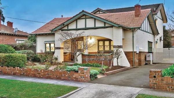 DangerExley's tweet image. 'Why me?' Why not-  Gen Ys swoop on trendy properties across Melbourne 
ow.ly/tvkW30lzXT9

#DELawyers #DEProperty
#DENews #Property
#GenY #MelbourneProperty