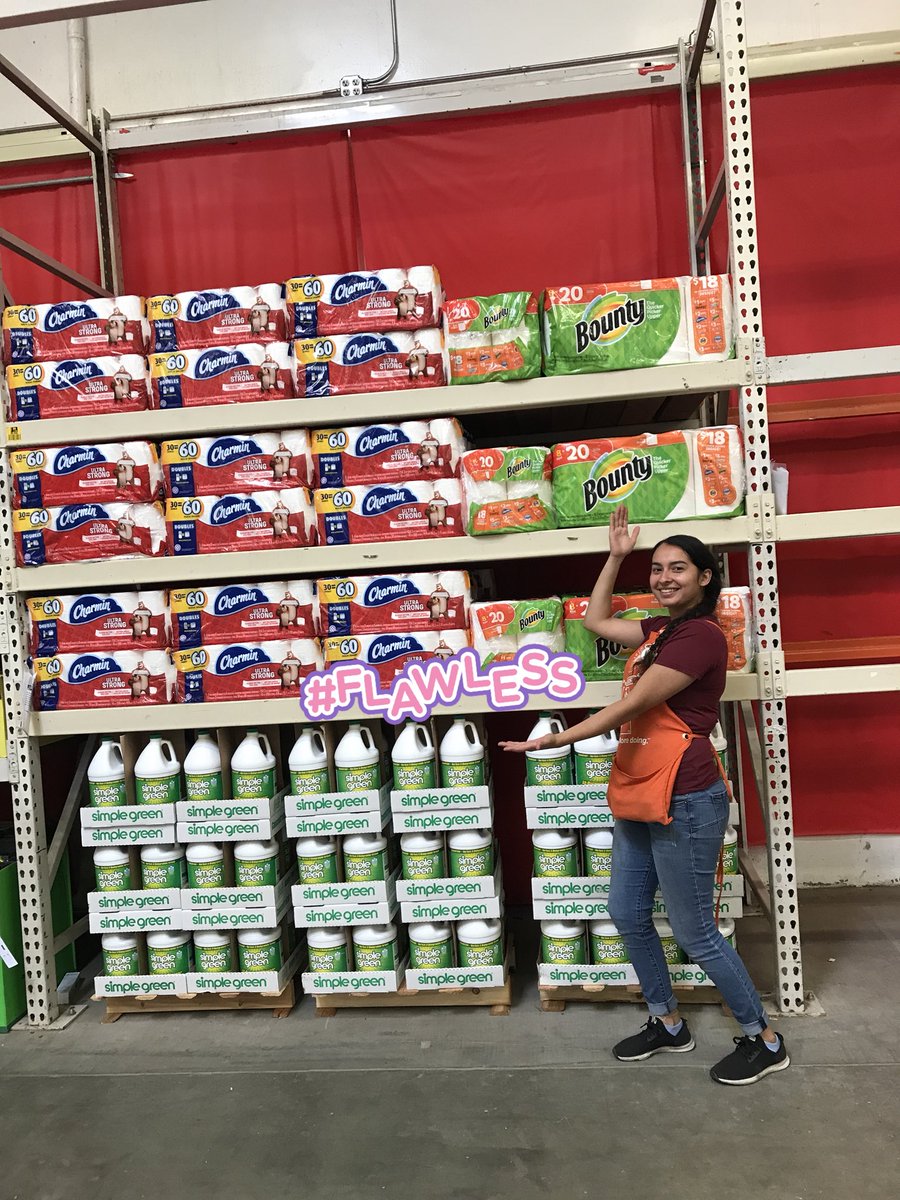 bryanpuentes00's tweet image. Shout out to associate Zabrina!! She was able to learn about merchandising today! And helped us finish our bulk areas today! Cleaning, Light bulbs, Fire and safety is ready to go! #FocusClasses #DevelopOthers