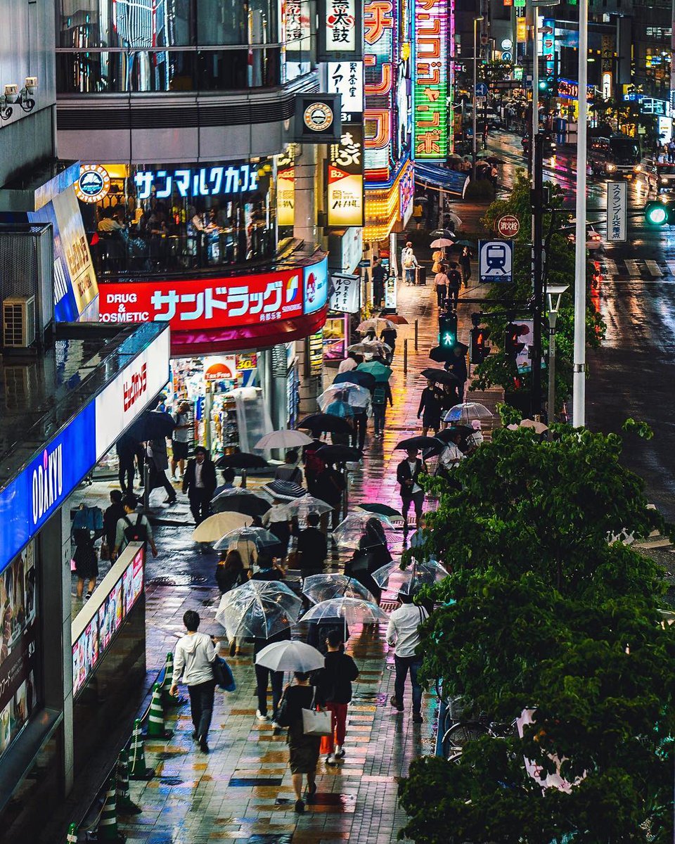 AestheticsJapan's tweet photo. Shinjuku, Tokyo | by Masahisa Matsunuma
(https://t.co/gZtpbduK7W) https://t.co/xUHZMYAQA2