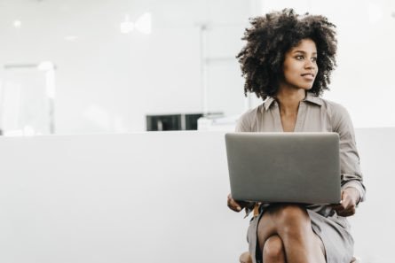 "For those who may be just starting their journey in corporate America or charting waters at a new company, here are four ways you can navigate your workspace in all of your #BlackGirlMagic."
essence.com/lifestyle/mone…