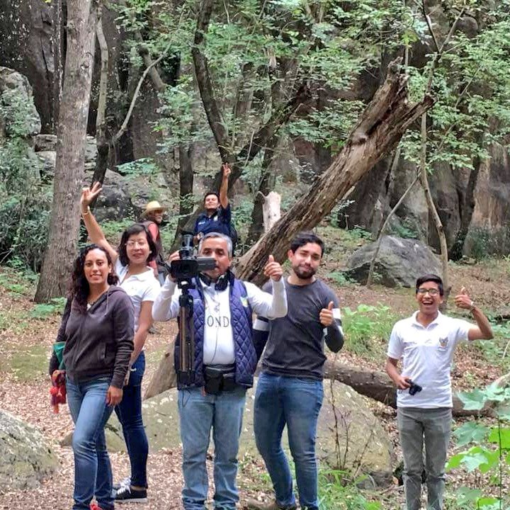YoshioCF's tweet photo. Desde muy temprano nuestro equipo de @PoderJovenHGO salió rumbo a #Huichapan para grabar un programa especial de #RutaJoven 🏕️🚌🛣️

¡Gracias @EduardoJavierBG @SECTURHidalgo por todo su apoyo! https://t.co/lCjB0IT0YO