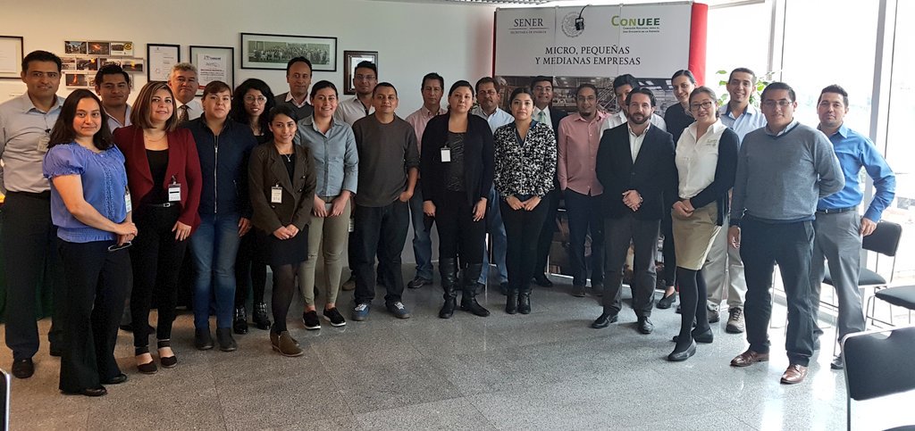 PymesConuee's tweet photo. Terminamos la primer sesión del #Proyecto2018Pymes de @CONUEE_mx y @giz_gmbh 
¡Bienvenidas todas las #pymes! https://t.co/z8UoH0F70w