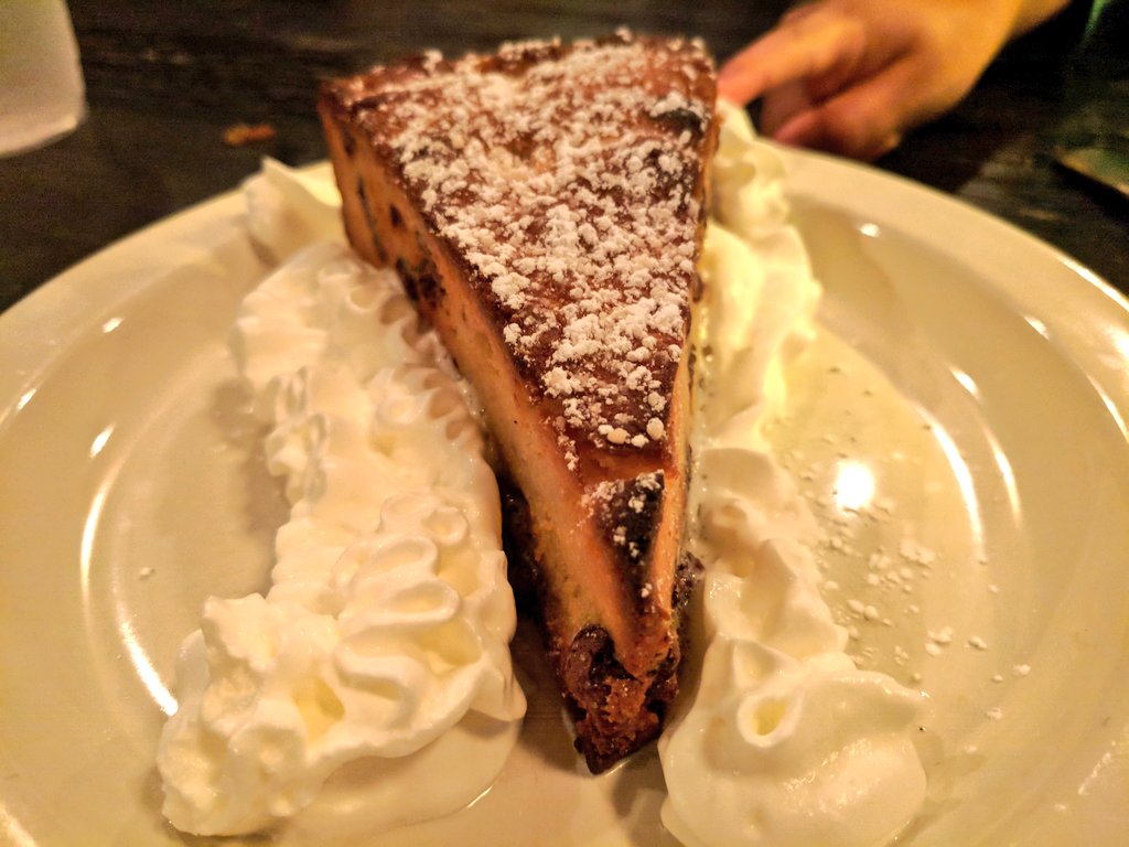 YashYanthi's tweet photo. Ermagaahd.... A cookie pie!!! I'd return to @SchillingBeer just for this... And the beer of course #MurphysDoNH https://t.co/Np7el1nvEb