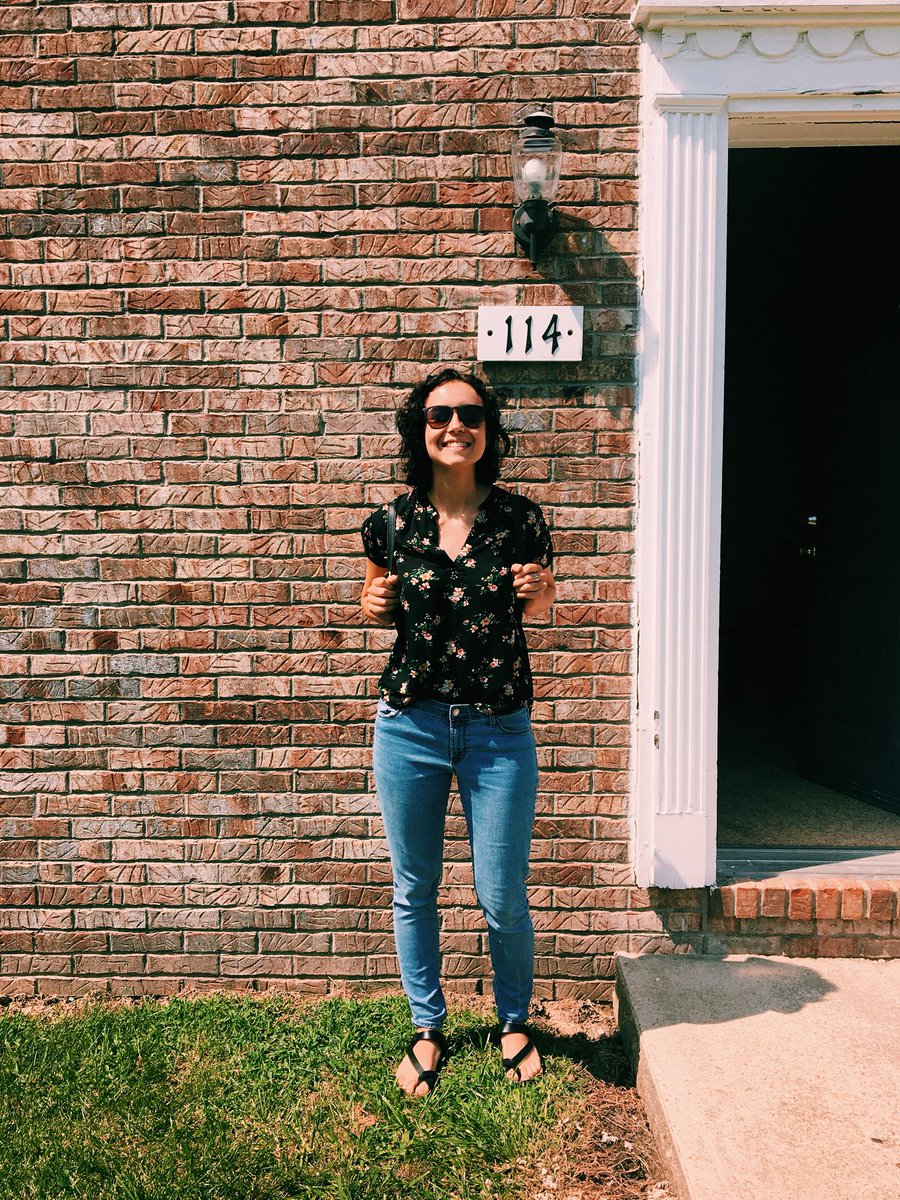 BlueHenKatie's tweet photo. Last first day of classes at UD! #UDGrad19 #UDWorldScholar #UDFall https://t.co/xbpaVxKnP6