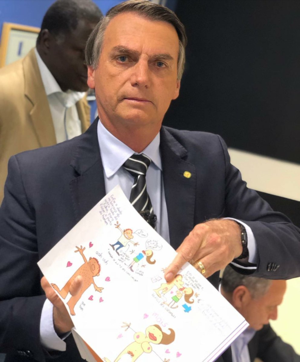 BrunoSilvagp's tweet photo. Esse é o conteúdo da cartilha gay que a Globo não permitiu que @jairbolsonaro mostrasse. Se não deu pra ser por lá vamos divulgar por aqui. https://t.co/OO7ix1kK9o