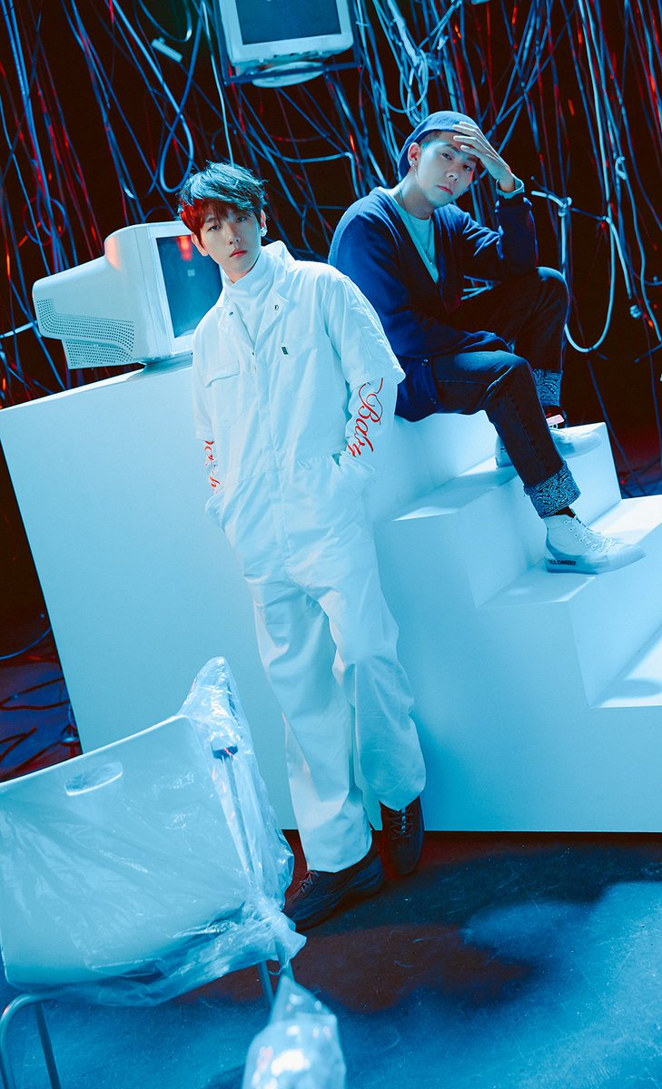 BAEKHYUN and LOCO’s collaboration song ‘YOUNG’ will drop its teaser video today, so please stay tuned! 🎬

🎧BAEKHYUN x LOCO ‘YOUNG’ : 2018.08.31. 6PM (KST)⠀⠀⠀⠀⠀⠀⠀⠀⠀⠀⠀⠀⠀⠀

#BAEKHYUN #백현 #LOCO #로꼬 #YOUNG #STATIONx0