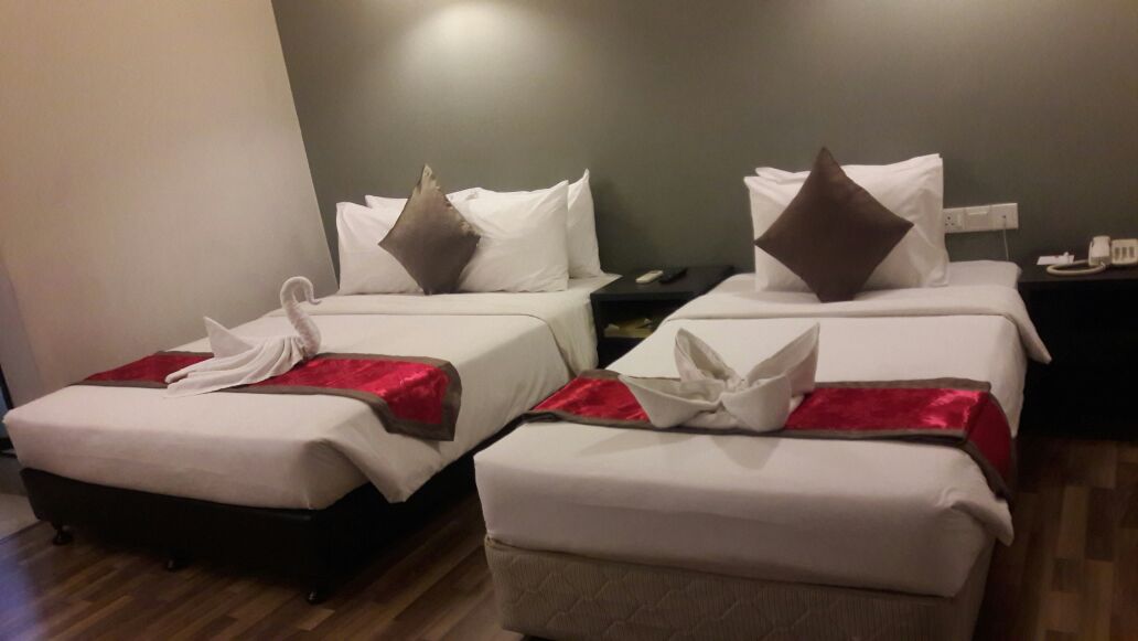 k_hotel's tweet photo. @mattafair booking starts now !!! 

COME AND VISIT OUR K HOTEL KUALA LUMPUR, TO GET SPECIAL TRAVEL AGENT RATE FOR YOUR FIT AND GIT GUEST AT FUTURE. 

Deal with us today !!

5-10 min via LRT from PWTC.
Call us now at 03-2693 4246 for more info.
@MATTA_FAIR https://t.co/obydYbS9W5
