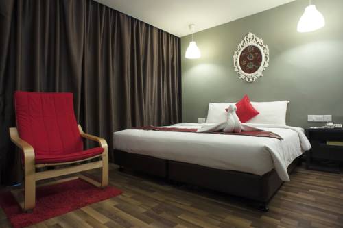 k_hotel's tweet photo. @mattafair booking starts now !!! 

COME AND VISIT OUR K HOTEL KUALA LUMPUR, TO GET SPECIAL TRAVEL AGENT RATE FOR YOUR FIT AND GIT GUEST AT FUTURE. 

Deal with us today !!

5-10 min via LRT from PWTC.
Call us now at 03-2693 4246 for more info.
@MATTA_FAIR https://t.co/obydYbS9W5