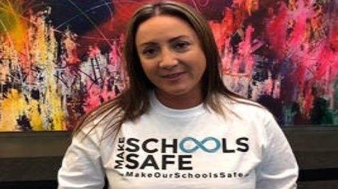 SunSentinel's tweet image. Lori Alhadeff, mother of Parkland victim, wins Broward School Board seat sunsent.nl/2wwZmQG