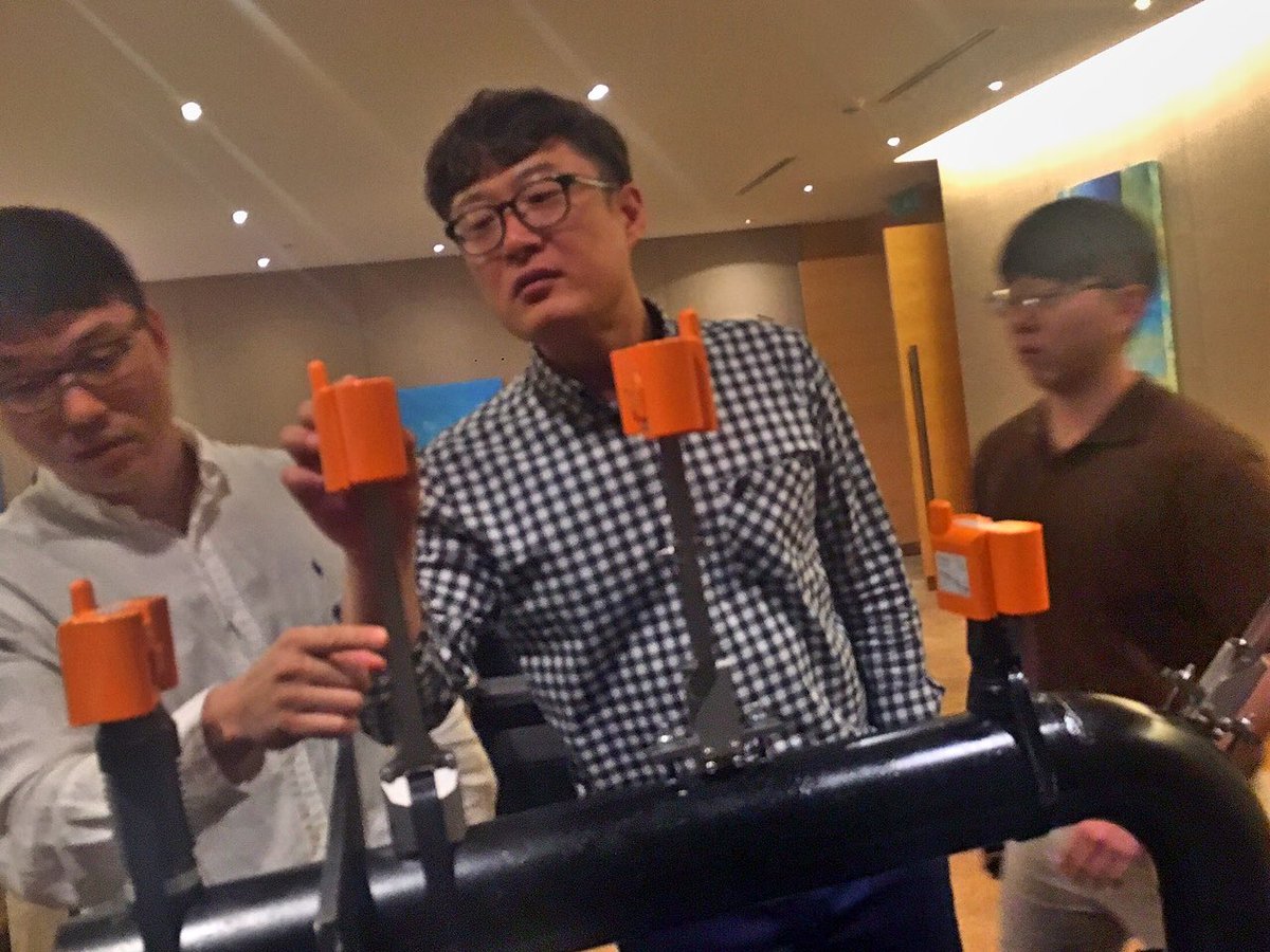 DorisBlessing's tweet photo. #EmrCONNECT seminar focussing on #Corrosion &amp; #Erosion Monitoring using #Permasense Non-Intrusive Sensors. Honoured to have guest speakers from various reputable refinery plants in Asia to present &amp; share their experiences on #Wireless Integrity Monitoring Sys from #Emerson. https://t.co/8fbqz9rBmo